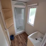 拉格朗阁娜露营地 *