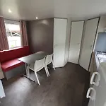 拉格朗阁娜露营地